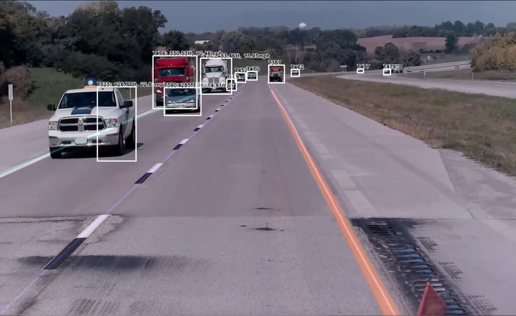 AI-vision & alarm system preventing roadside construction accidents